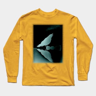 reflected crow Long Sleeve T-Shirt